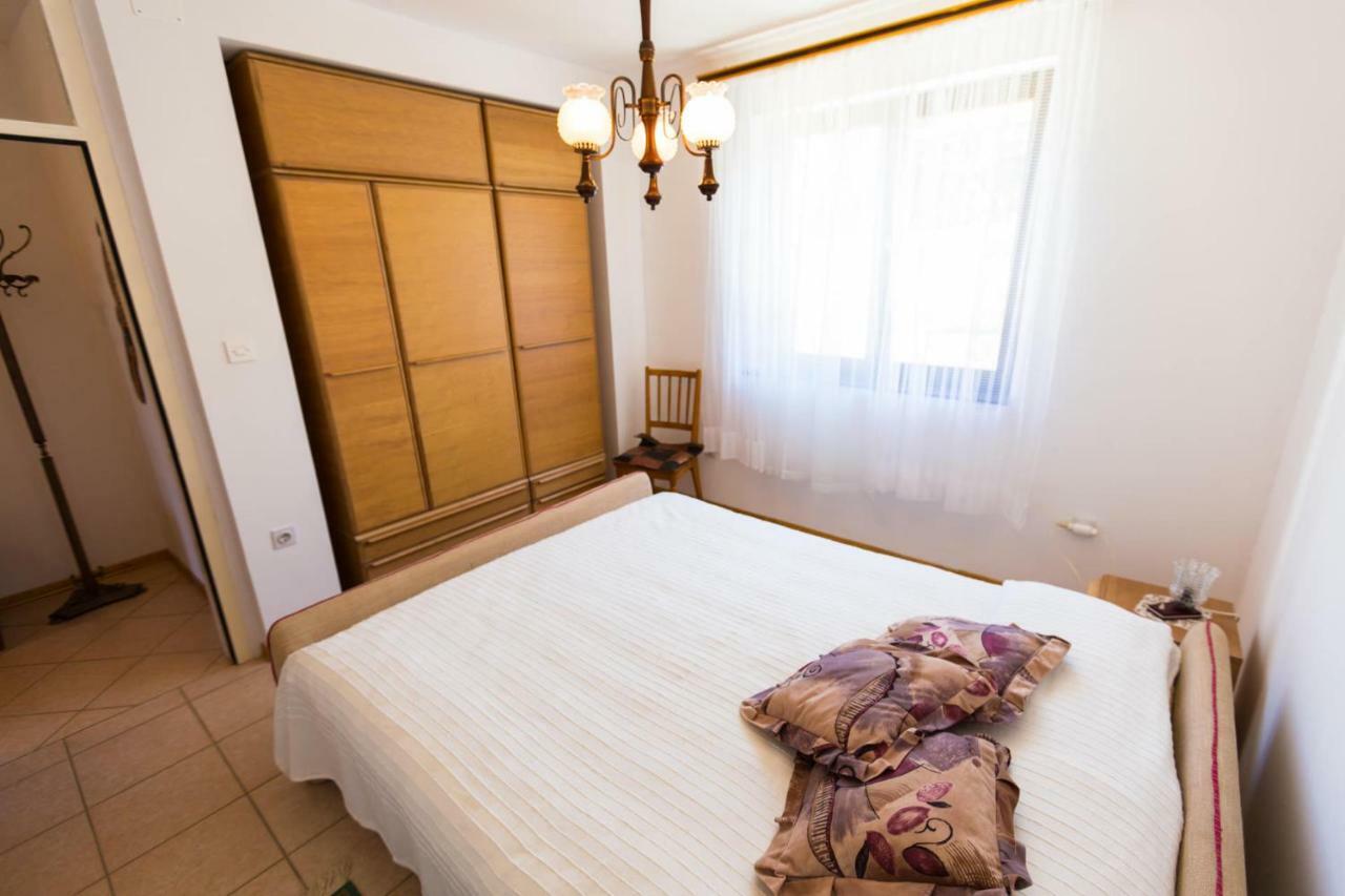 Adelia Apartment Mali Lošinj Exterior foto